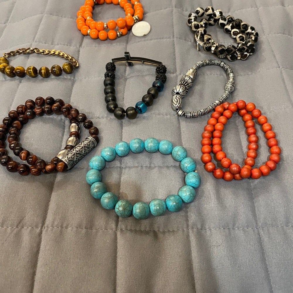 Beautiful/stylish/bracelets